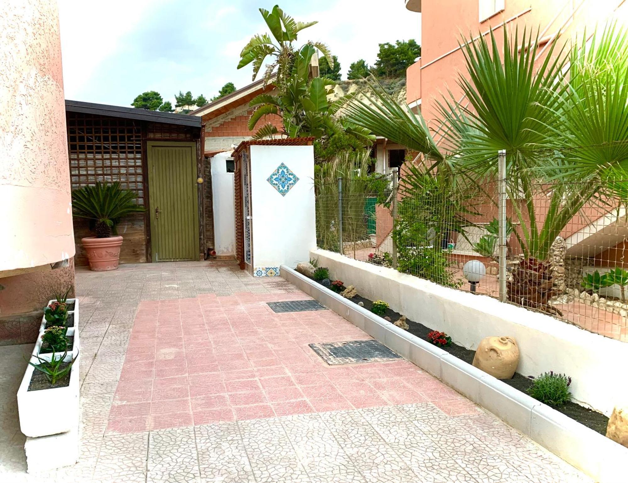 ריאלמונטה Villa Andromeda Apartments מראה חיצוני תמונה