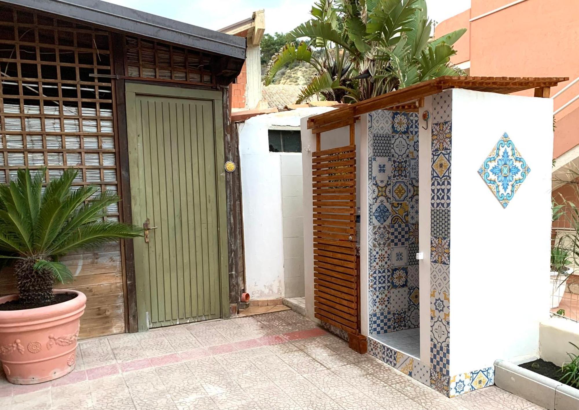 ריאלמונטה Villa Andromeda Apartments מראה חיצוני תמונה